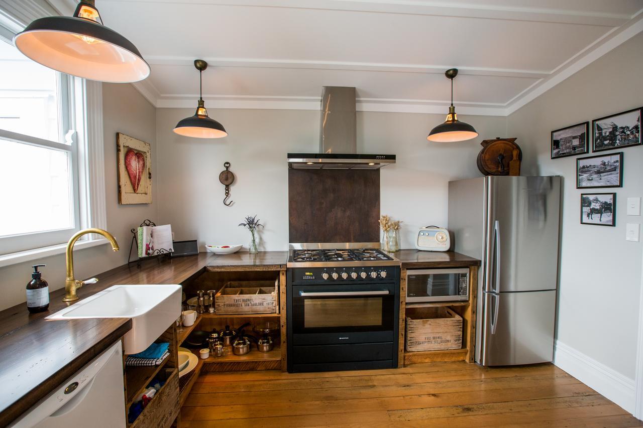 Coghill Cottage Уитианга Екстериор снимка
